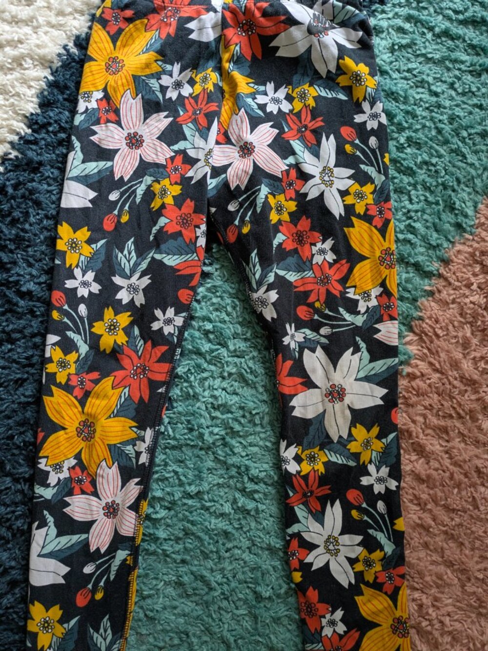 Floral Nike Leggings XS - Picture 2 of 4